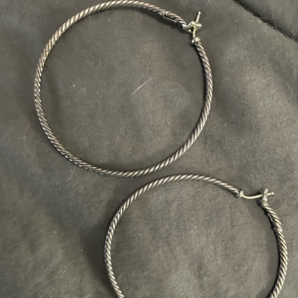 Large david yurman hoops. FLASH SALE 🎉🎉